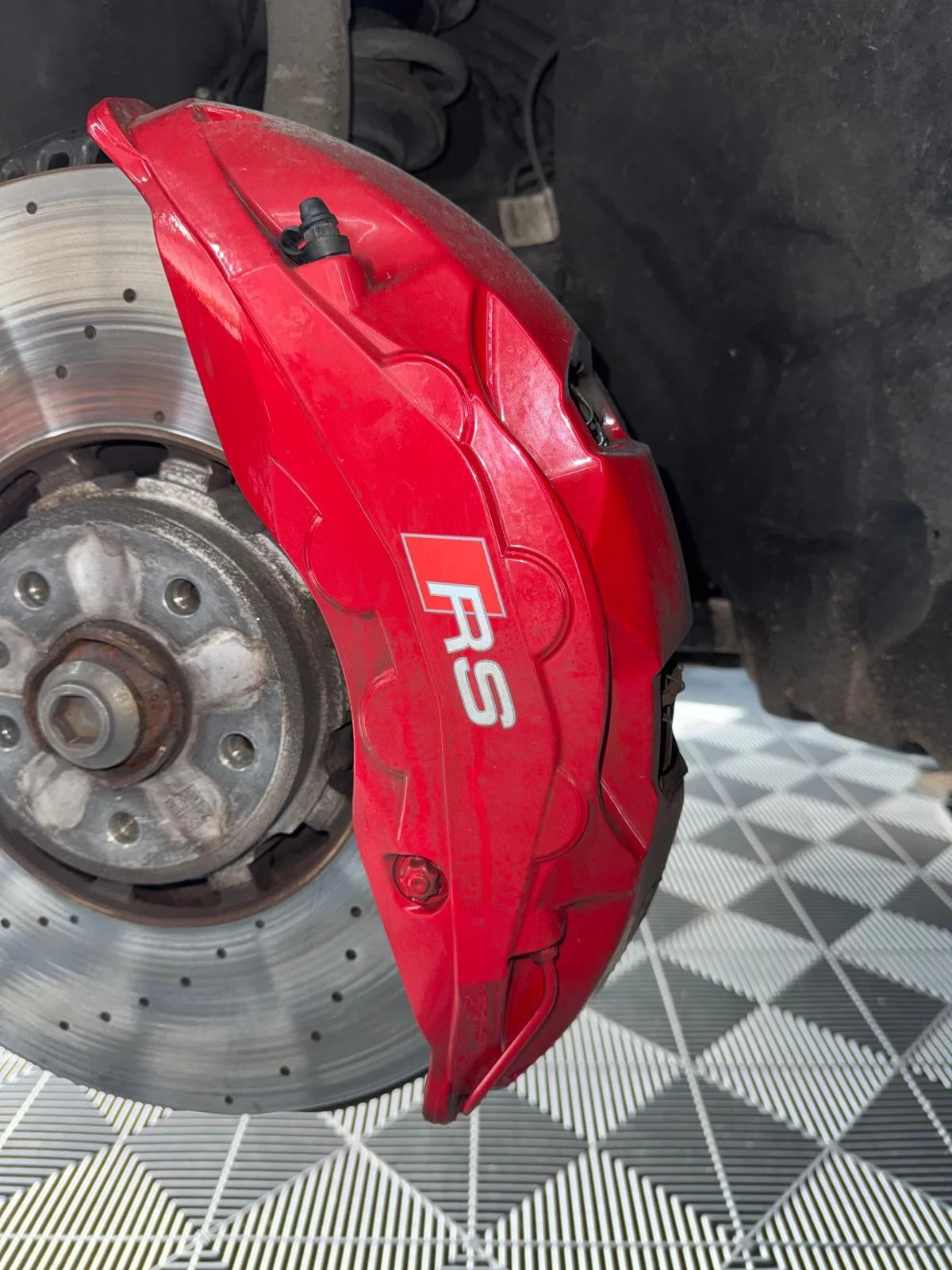 Bremssättel mit Logo