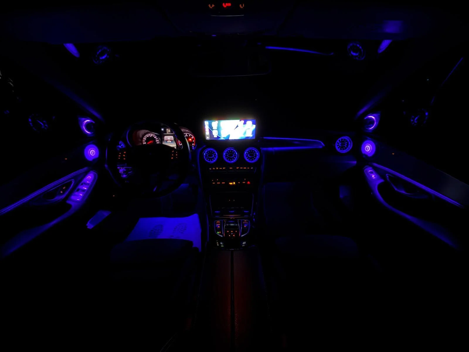 Luxus-Innenraum mit Sternenhimmel